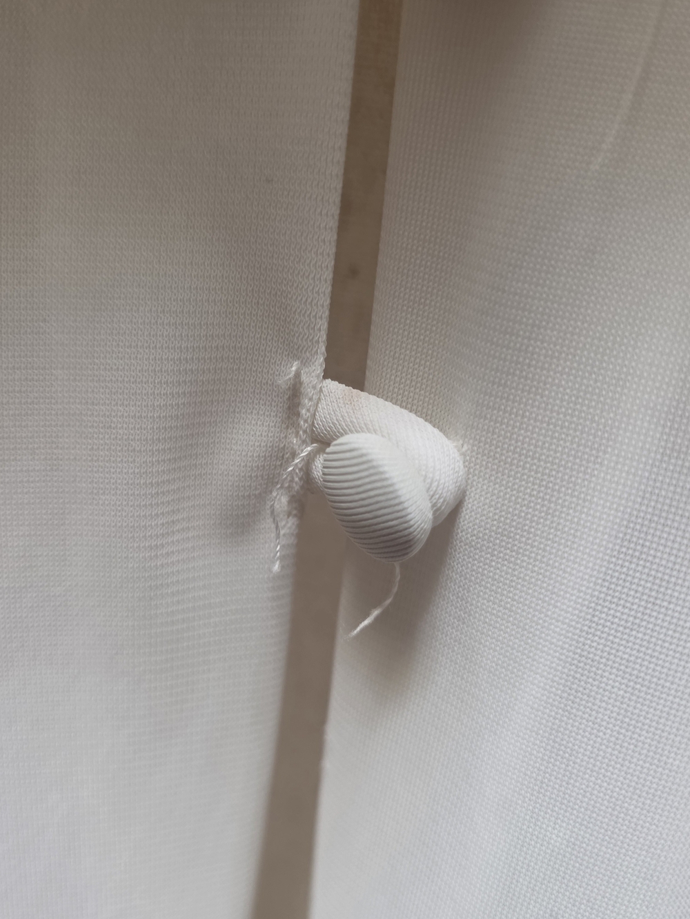 Vintage 70s White Ivory Faux Feather Trim Sleeveless Robe - Picture 5 of 10